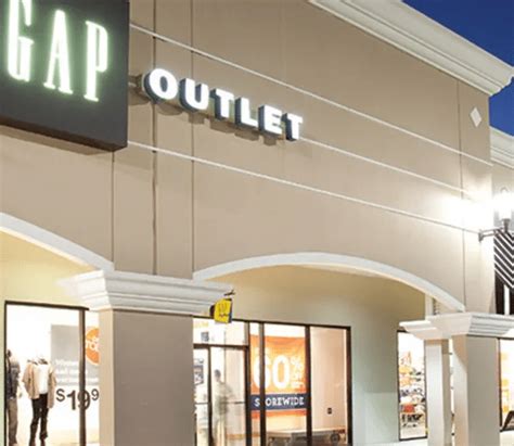 are outlets stores lessor quality